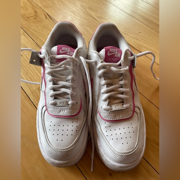Nike Air forces - Picture 1 of 4